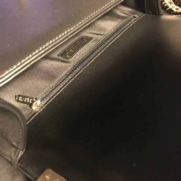 Black Chanel new medium boy bag - Picture 6 of 8