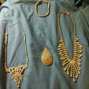 4 Piece Bundle of Silver Rhinestone Bling Jewelery