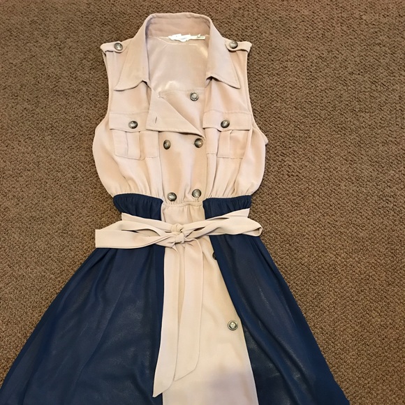 Blu Pepper Dress - Picture 4 of 4