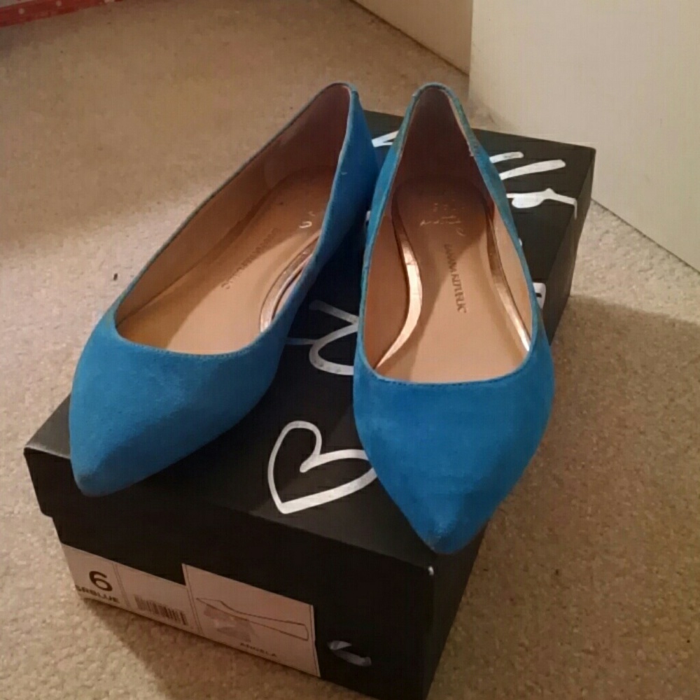 Brand New banana republic "Angela"pointed toe flat