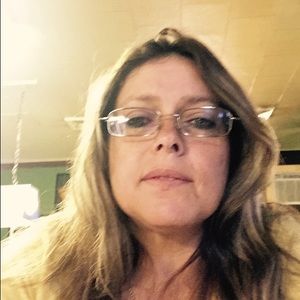 Meet your Posher, Stacy