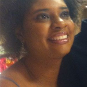 Meet your Posher, Deborah