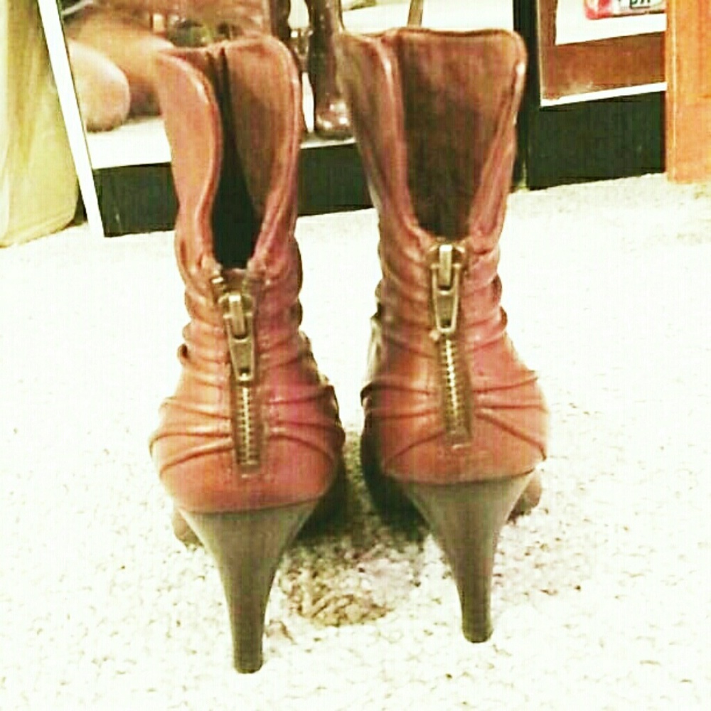Leather booties