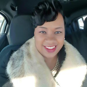 Meet your Posher, Ladana