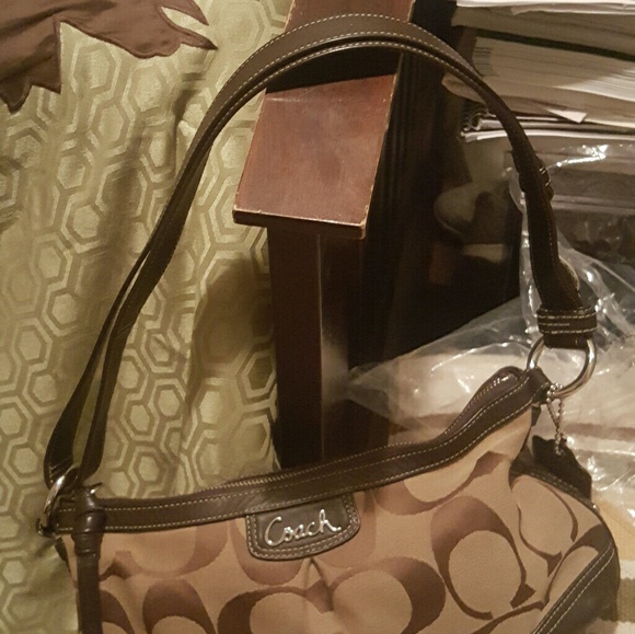 Purse - Picture 3 of 3