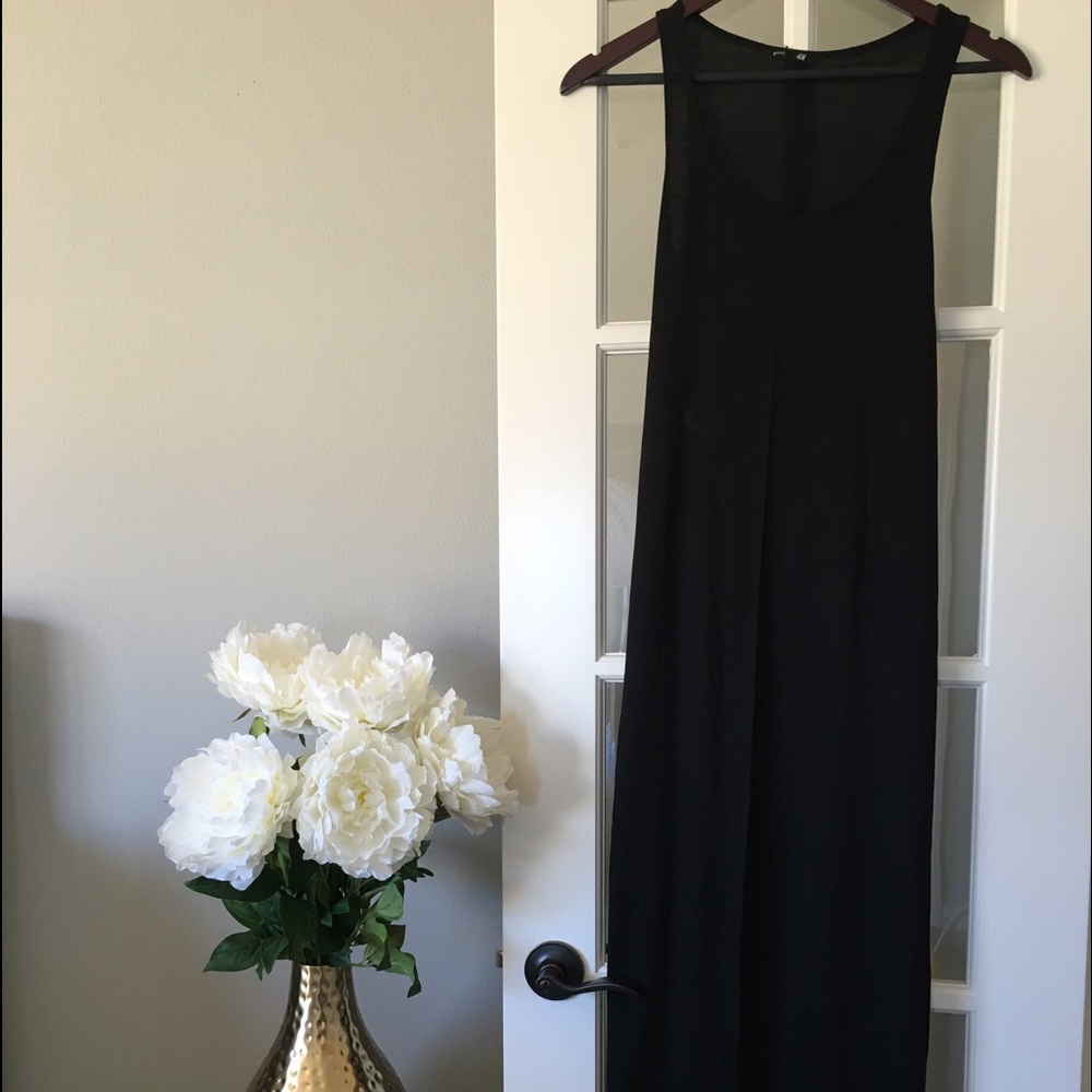 Black maxi dress