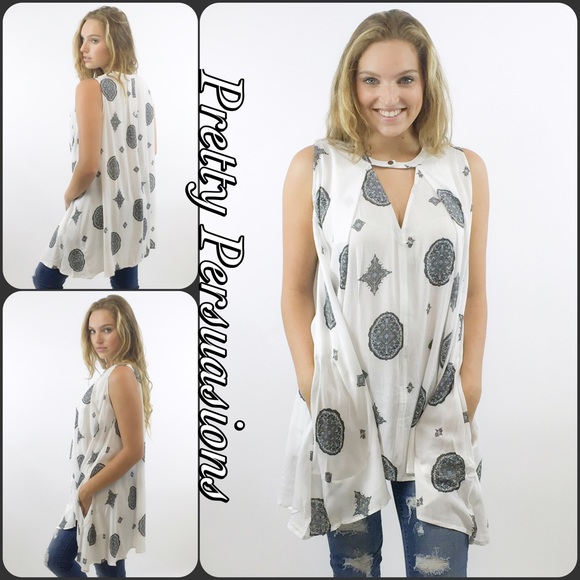 LAST ONE‼️Black & White Mixed Print Boho Swing Top - Picture 3 of 3