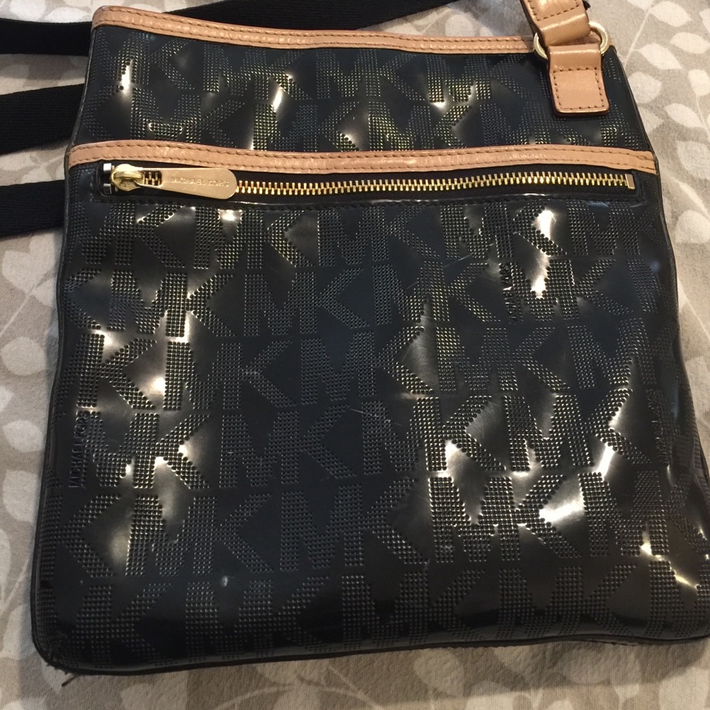 Micheal Kors satchel
