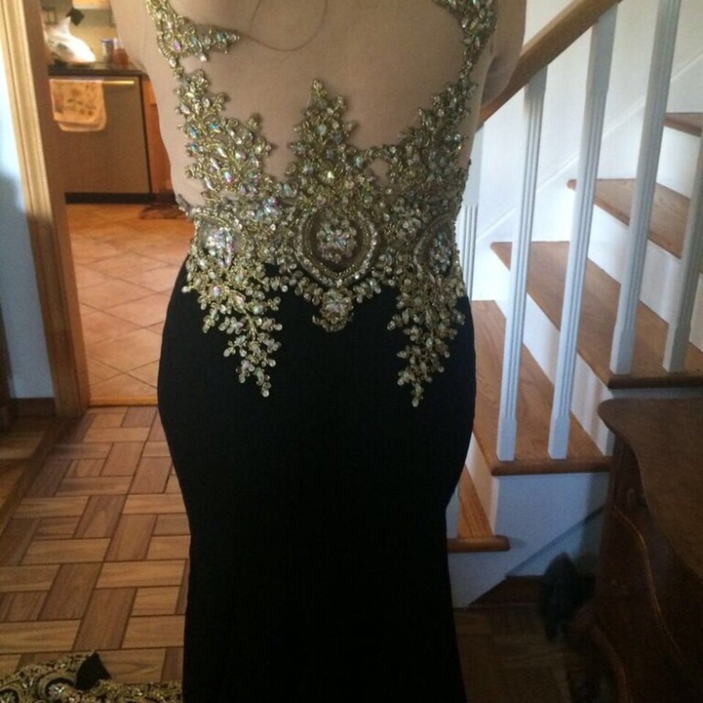 Beautiful evening gown/prom dress