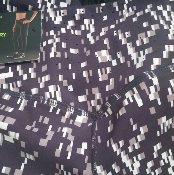 NWT Nike Training Tight Leggings Digital Camo - Picture 7 of 8