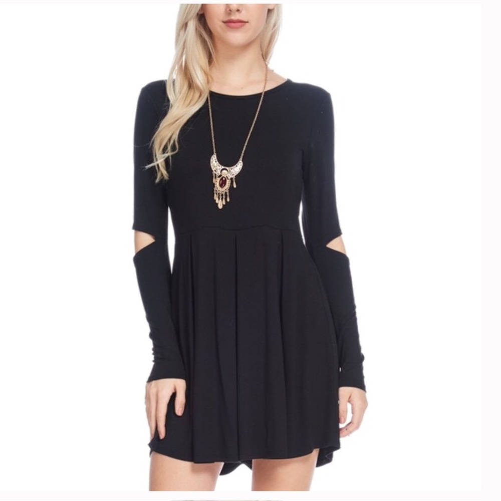 😎 Elbow cutout shift dress