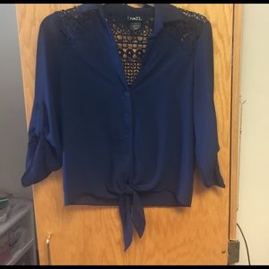 Casual navy blue shirt.