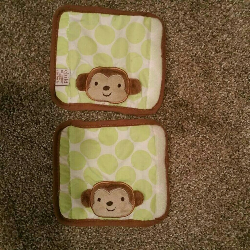 Carseat shoulder strap protectors