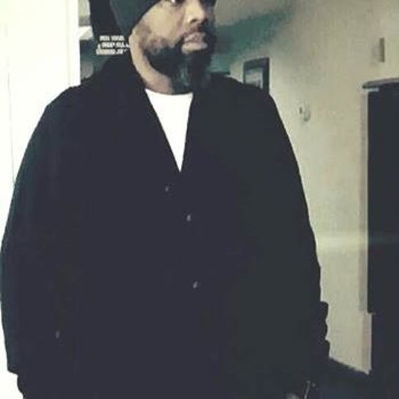 Meet your Posher, Kevin - Picture 1 of 1