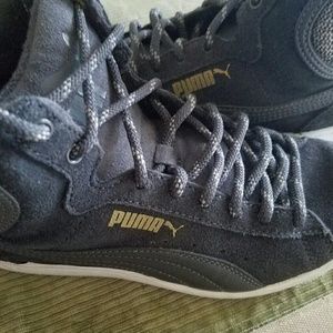 Puma sneakers