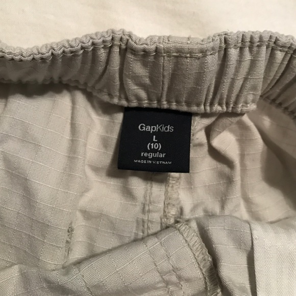 💥💥 GAP BOYS Khaki shorts - Picture 3 of 3