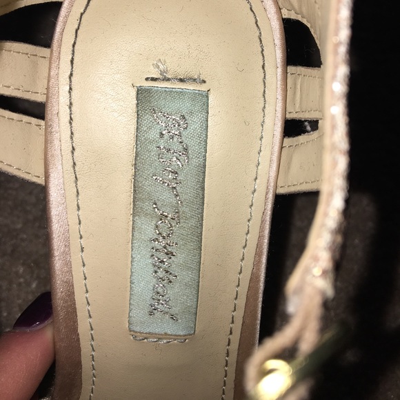 Gold Sparkly Heels - Picture 3 of 4