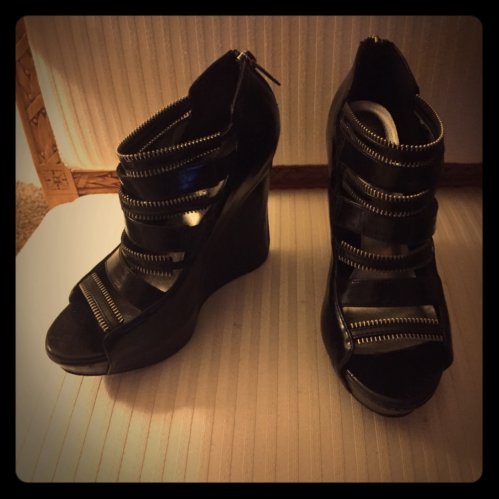 Sexy black zipper Michael Antonio Victie wedges