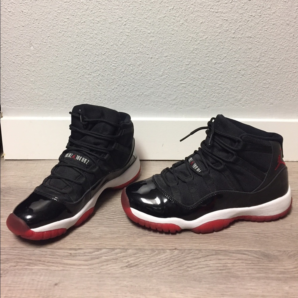 AIR JORDAN 11s Bred - Size 7Y