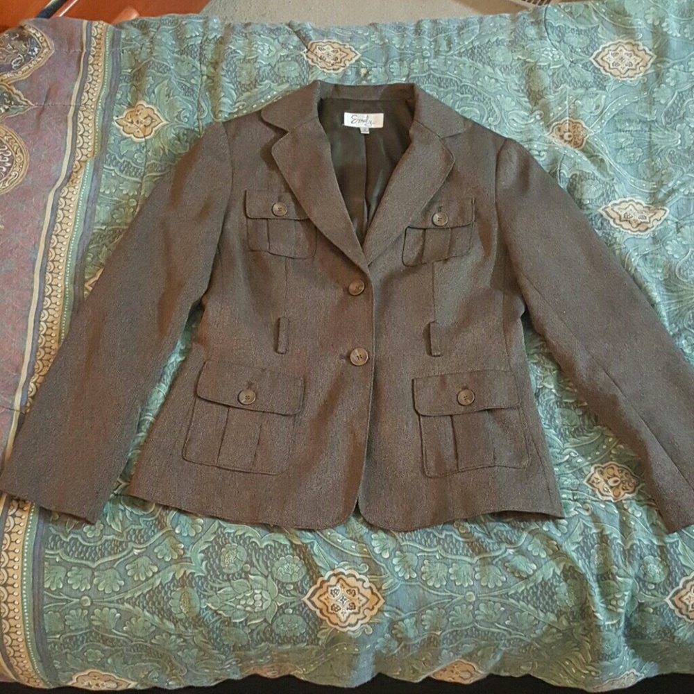 Pants suit