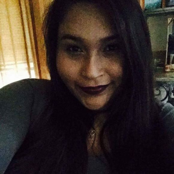 Meet your Posher, Lauren - Picture 1 of 1