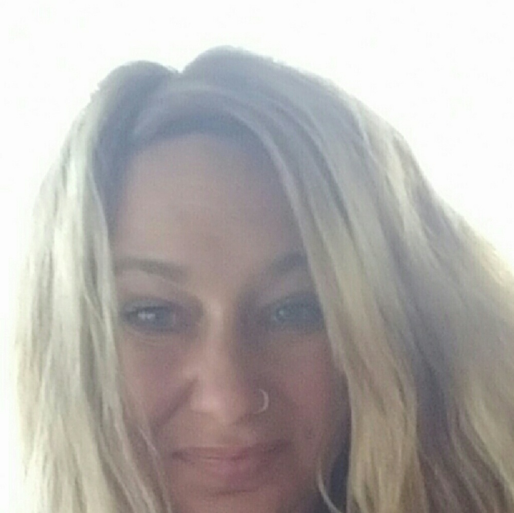 Meet your Posher, Denise