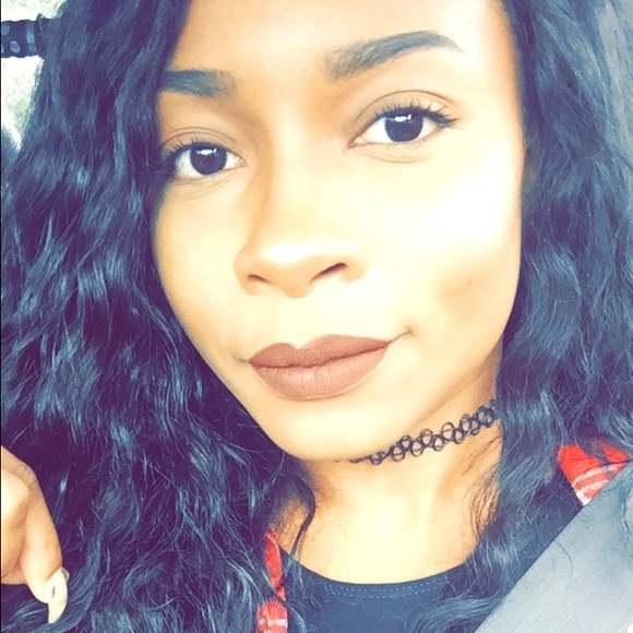 Meet your Posher, Samiah - Picture 3 of 4