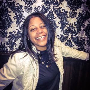 Meet your Posher, Elizabeth