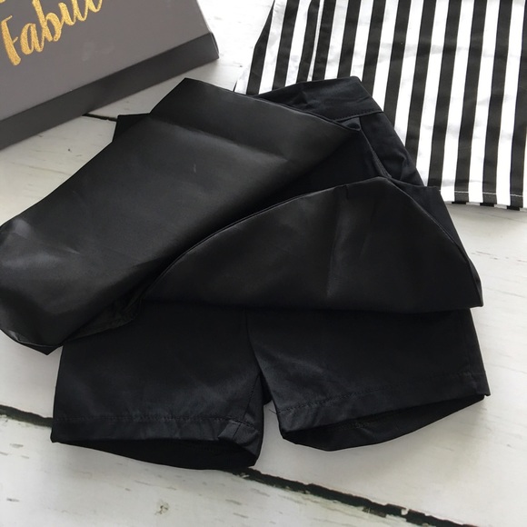 🖤🎉Minimalist Outfit🎉🖤 - Picture 5 of 7