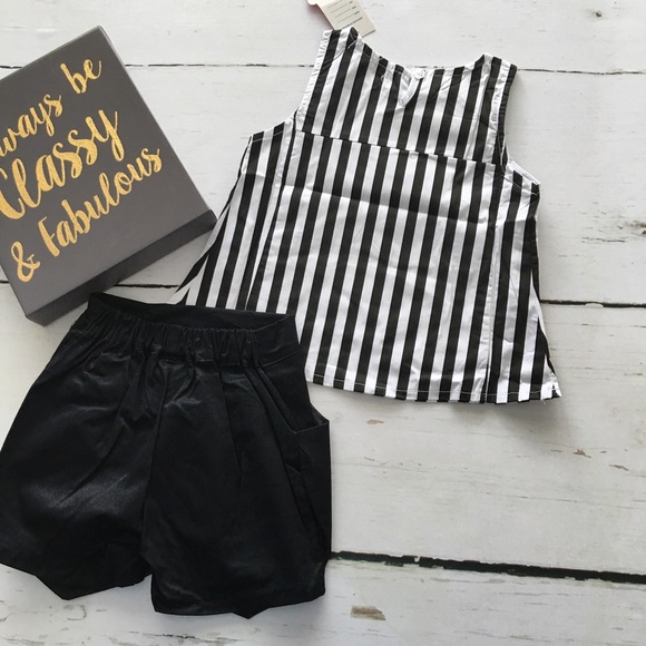 🖤🎉Minimalist Outfit🎉🖤 - Picture 7 of 7