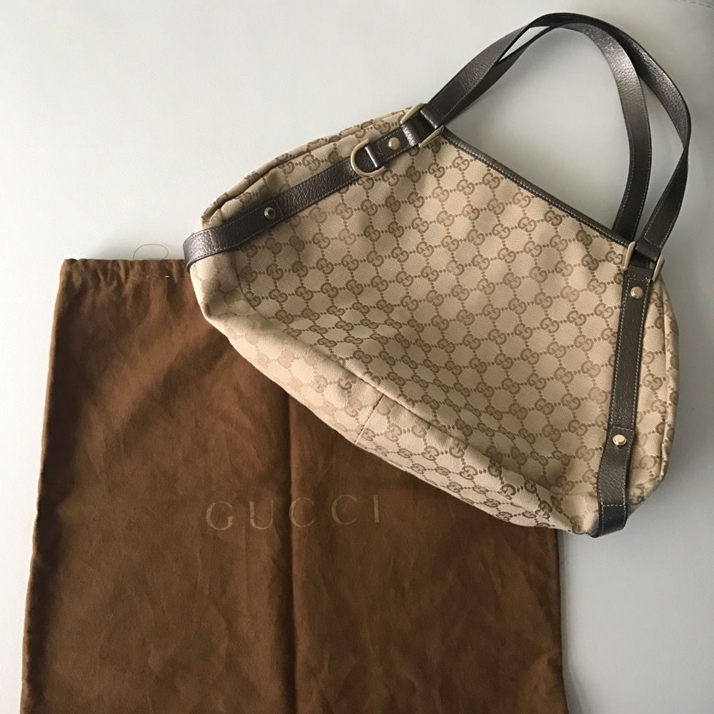 Gucci Abbey Monogram Medium Shoulder Bag