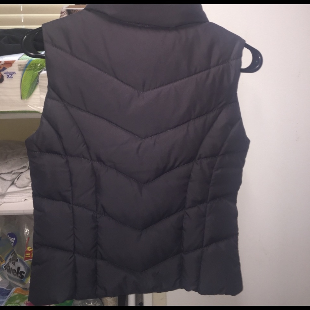 Vest - Picture 2 of 3