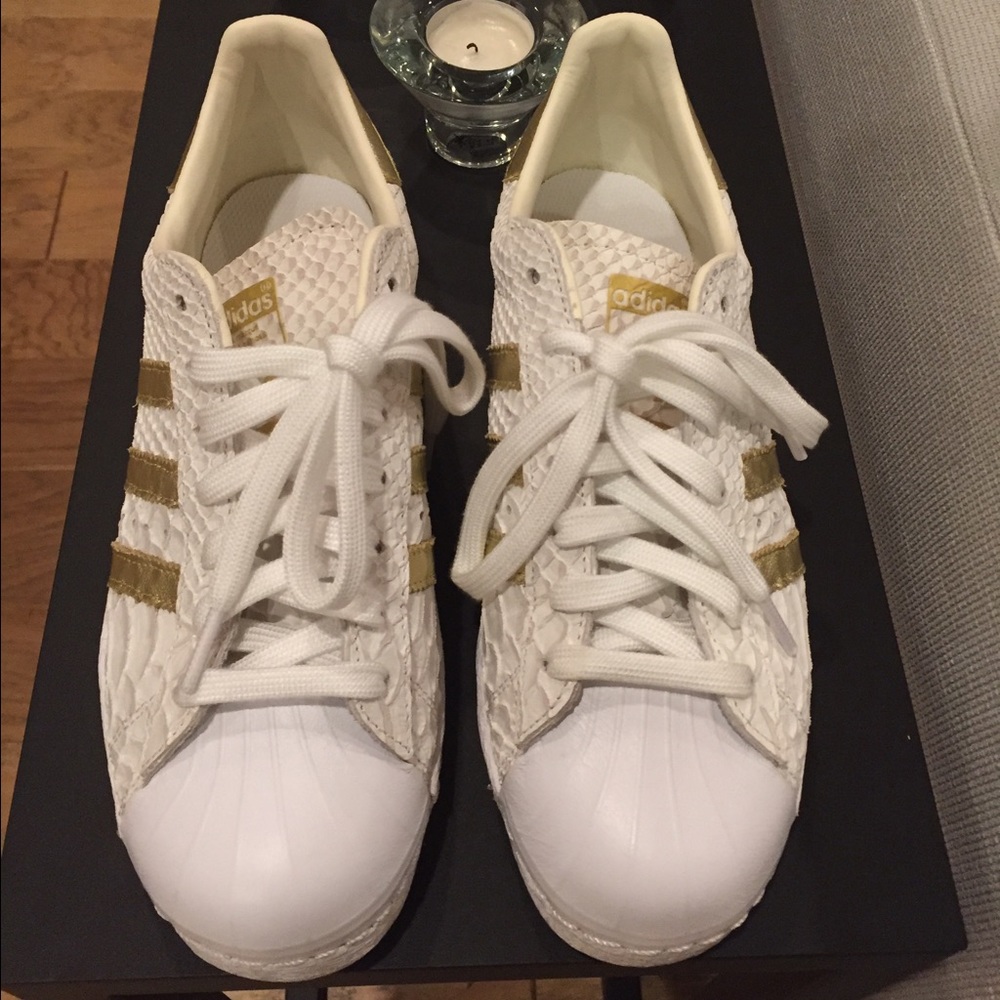 Superstars (One of a Kind)