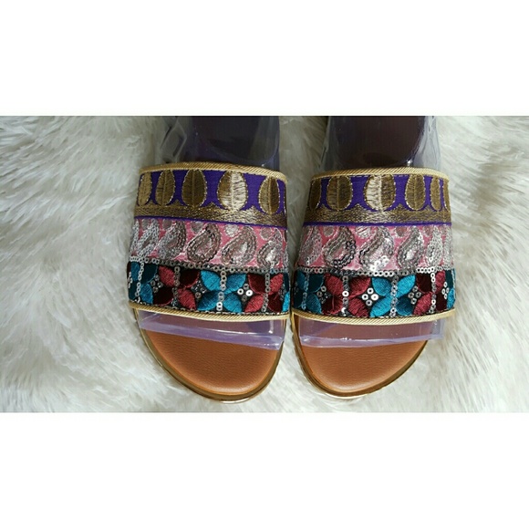 ▪LAST PAIR!▪"Golden" Sandals NWB - Picture 3 of 8