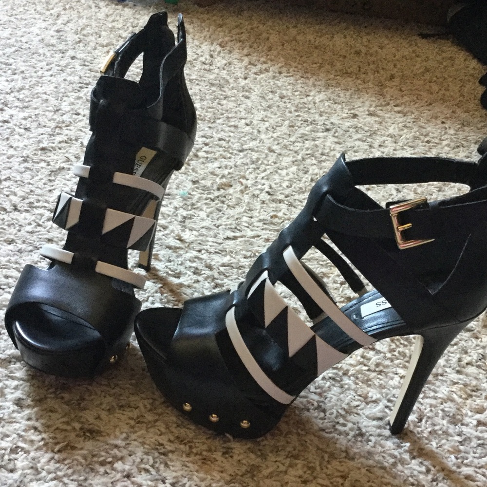 Guess Aztec heels