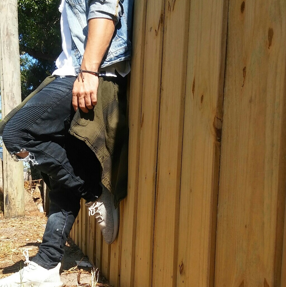 Meet your Posher, Karl yaphet