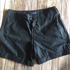 Adorable NWT IZOD shorts. Size 12P.