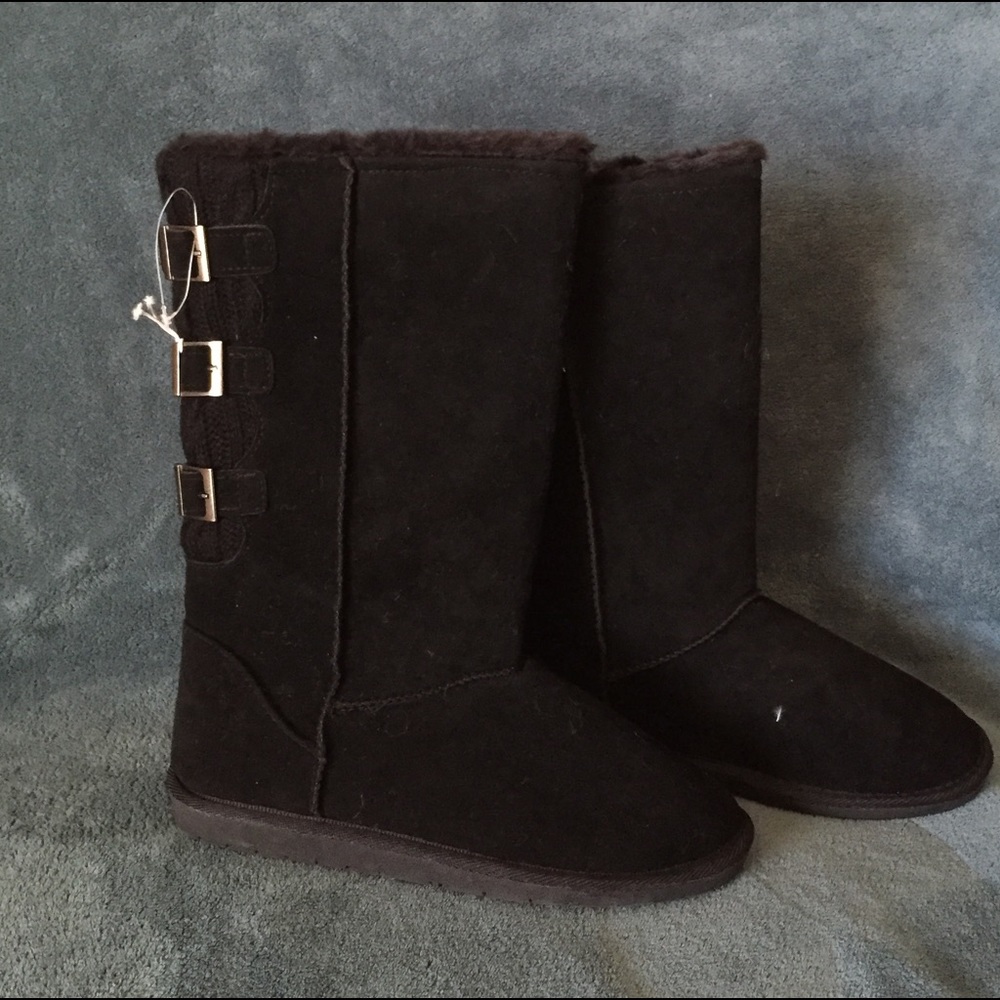 Fur Boots with Buckles