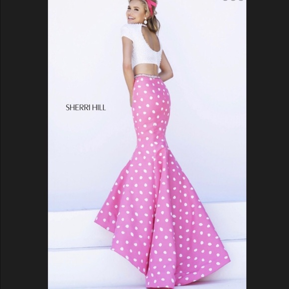 Sherri Hill Prom Dress - Picture 4 of 5