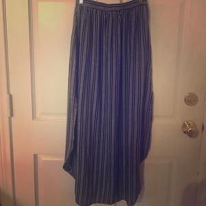 ⚡️ FLASH SALE ⚡️Faithful the brand midi skirt