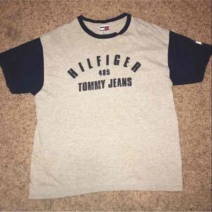 Vintage 90s Tommy Hilfiger Jeans t shirt