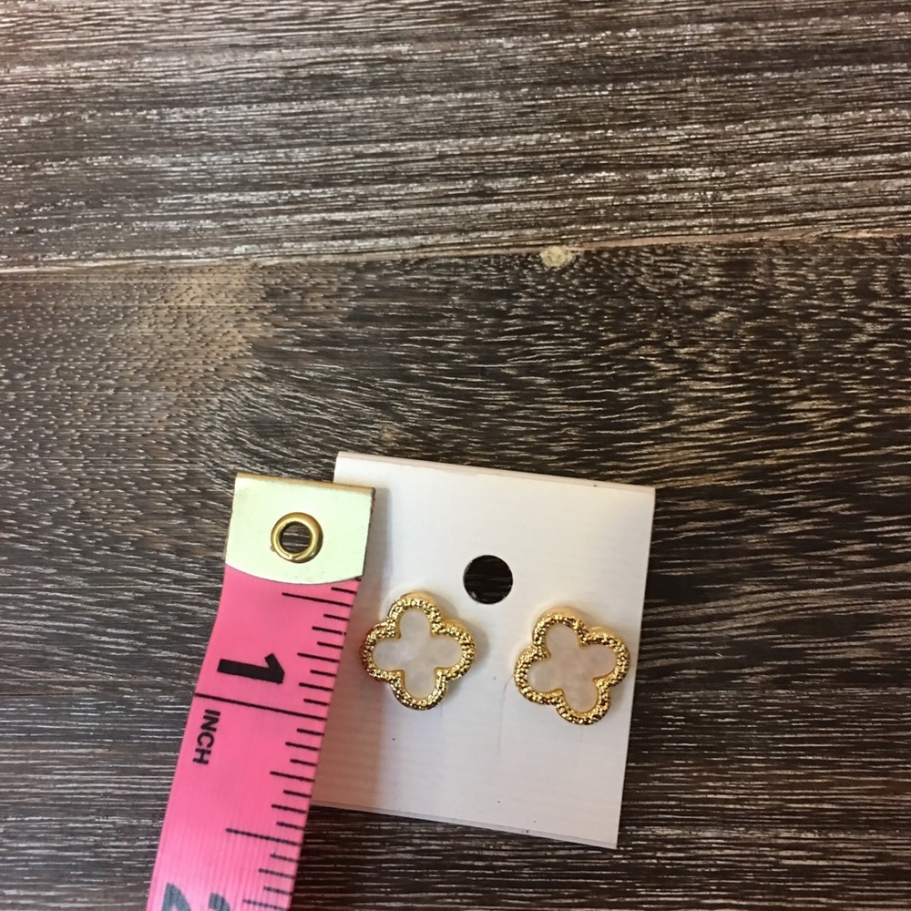 2 for $15 Clover Style Earrings - Picture 3 of 4
