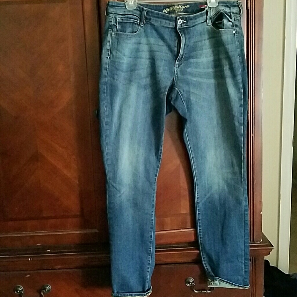 Arizona Jean's