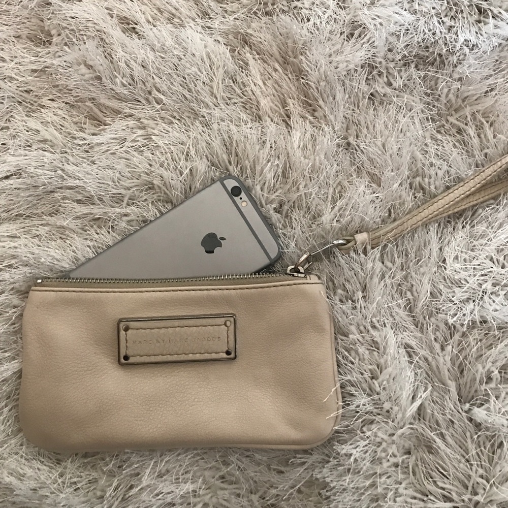 Marc by Marc Jacobs wristlet
