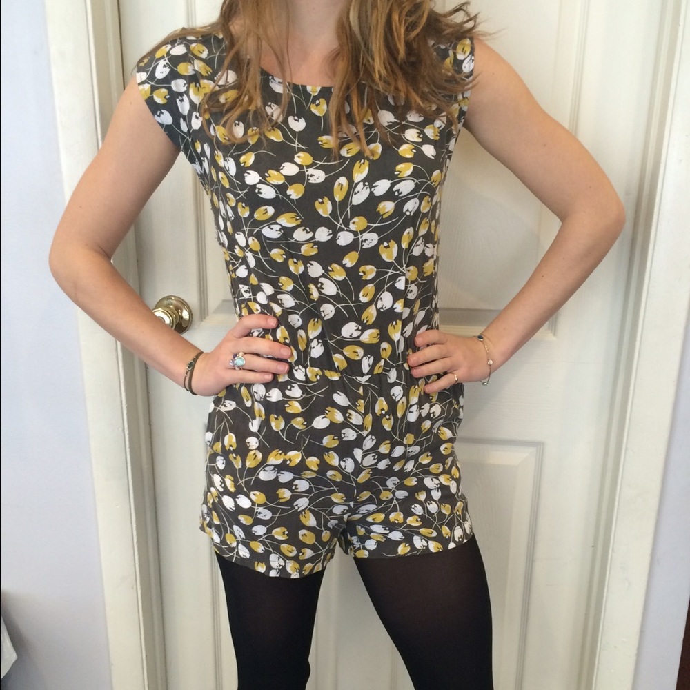 Green/Gray romper with tulips.