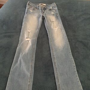 HOLLISTER Ripped Jeans