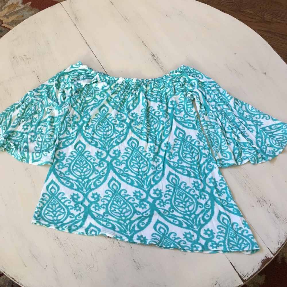 Super soft On or Off the shoulder Teal Top