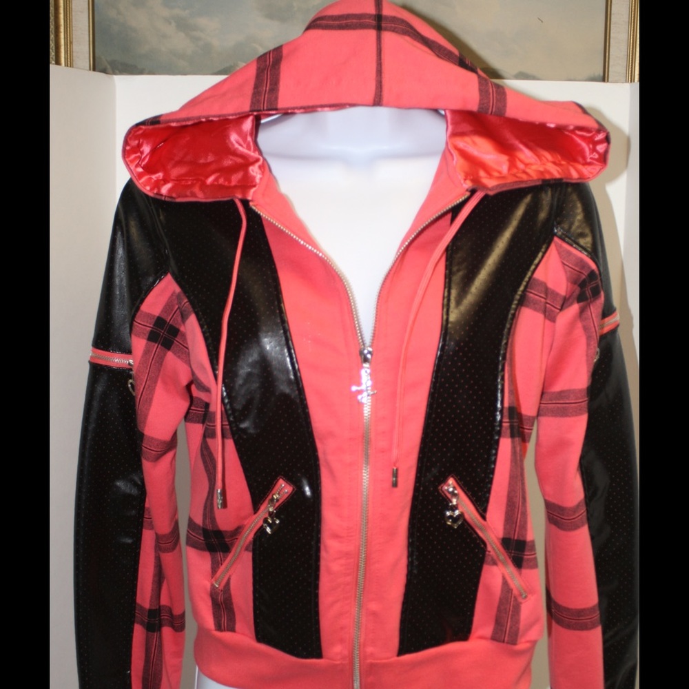 Luxirie Zip Up Hoodie