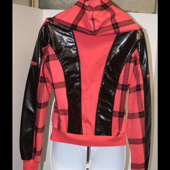 Luxirie Zip Up Hoodie - Picture 3 of 4