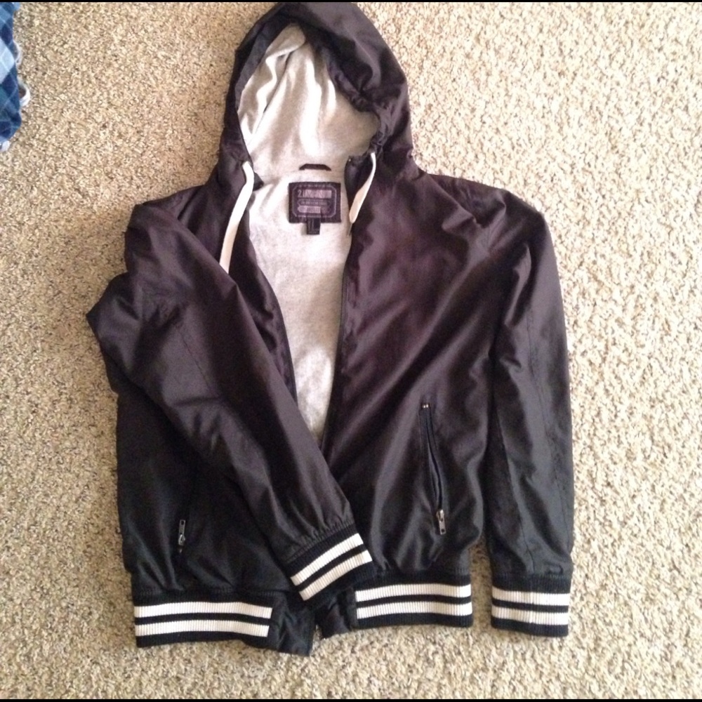 Perfect condition windbreaker